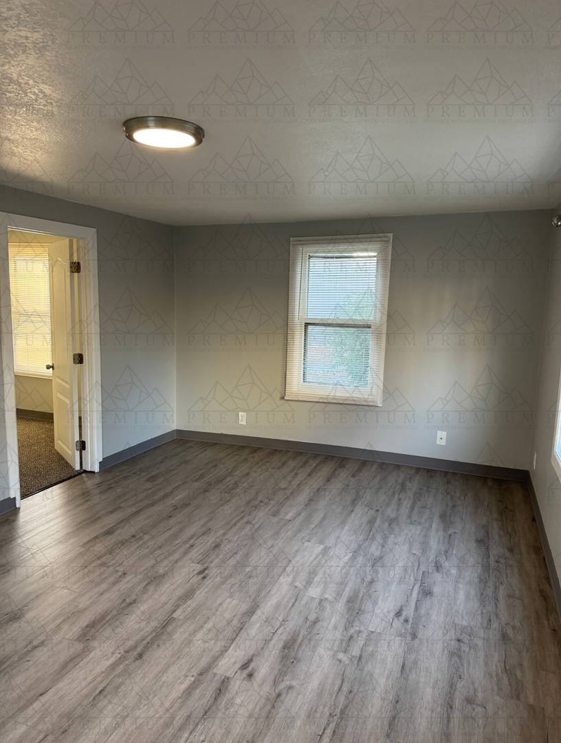Apartment for rent at 7th St, The Dalles, OR 97058