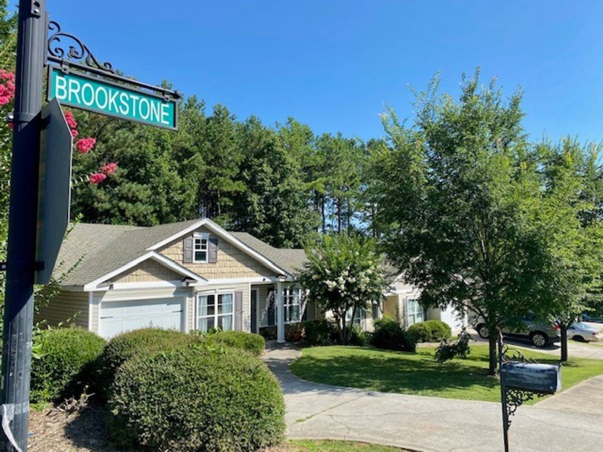 Apartment for rent at 9-11 Chesney Dr, Rome, GA 30165