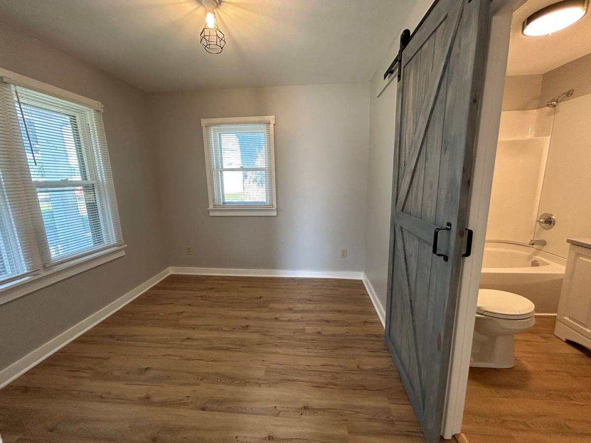 Apartment for rent at 2023 Broadway St, Quincy, IL 62301