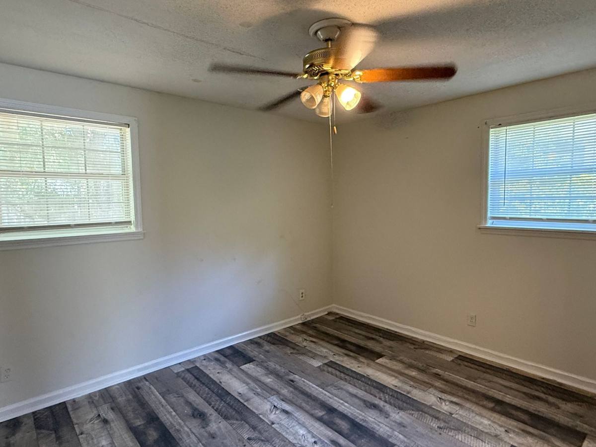 House for rent at 9 Pratt St, Charleston, SC 29407