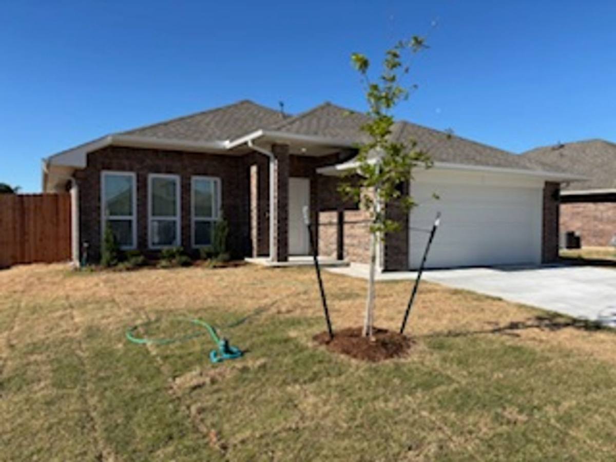 House for rent at 1042 SE 16th Terrace, Newcastle, OK 73065
