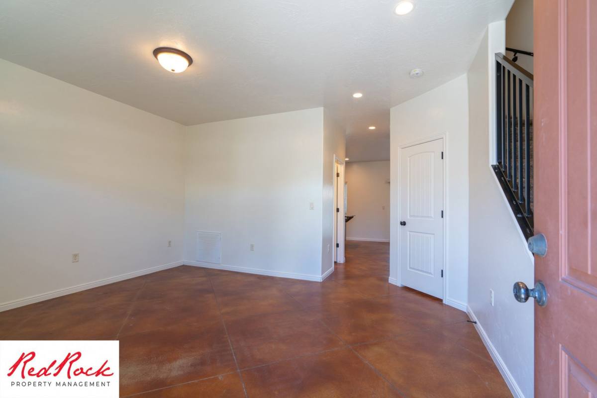 Townhouse for rent at 2075 S Sir Monte Dr, Saint George, UT 84770