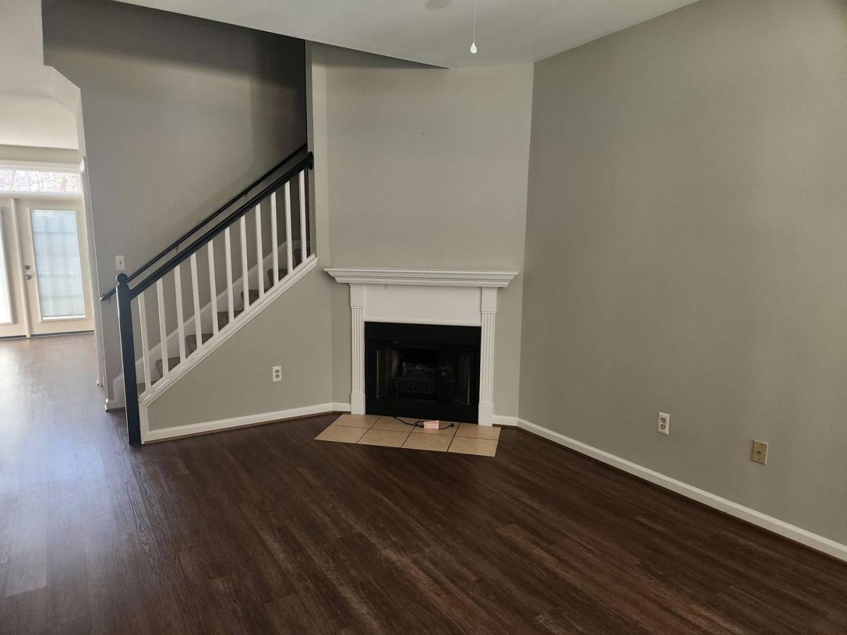 Townhouse for rent at 737 Woodland Creek Way, Midlothian, VA 23114