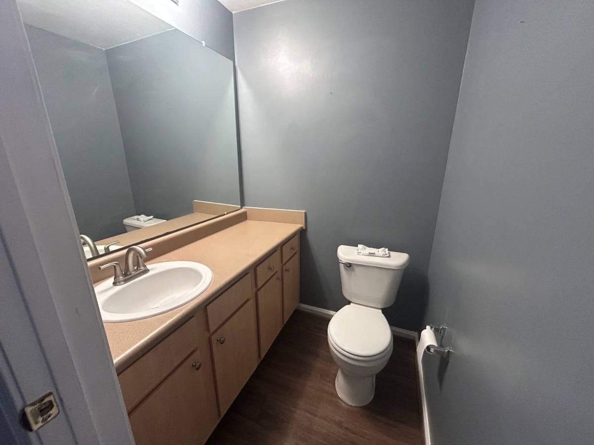 Townhouse for rent at 737 Woodland Creek Way, Midlothian, VA 23114