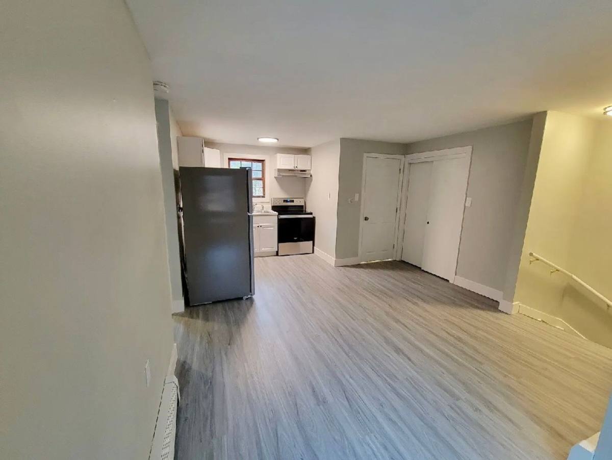 Apartment for rent at 2 Main St, Kingston, NH 03848