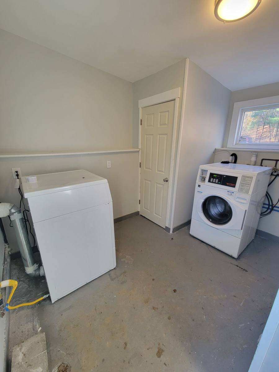 Apartment for rent at 2 Main St, Kingston, NH 03848