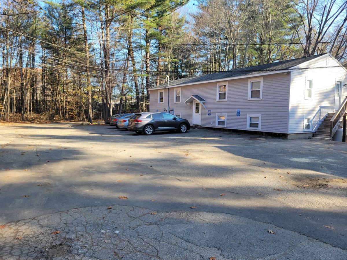 Apartment for rent at 2 Main St, Kingston, NH 03848
