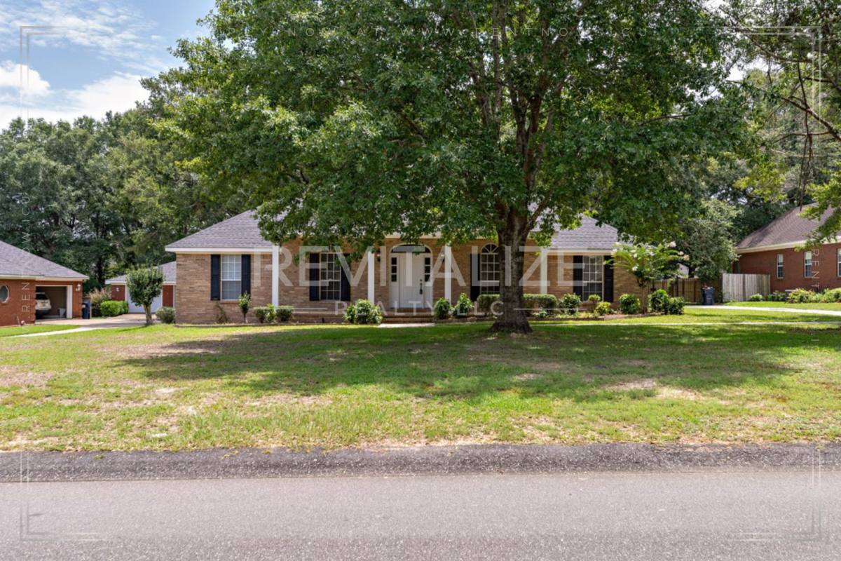 House for rent at 3764 Branch Dr, Semmes, AL 36575