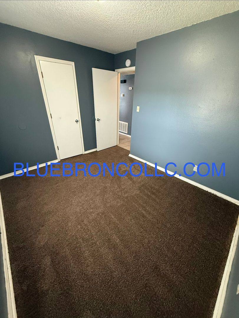 Apartment for rent at 203 Sky Vue Dr, Raymore, MO 64083