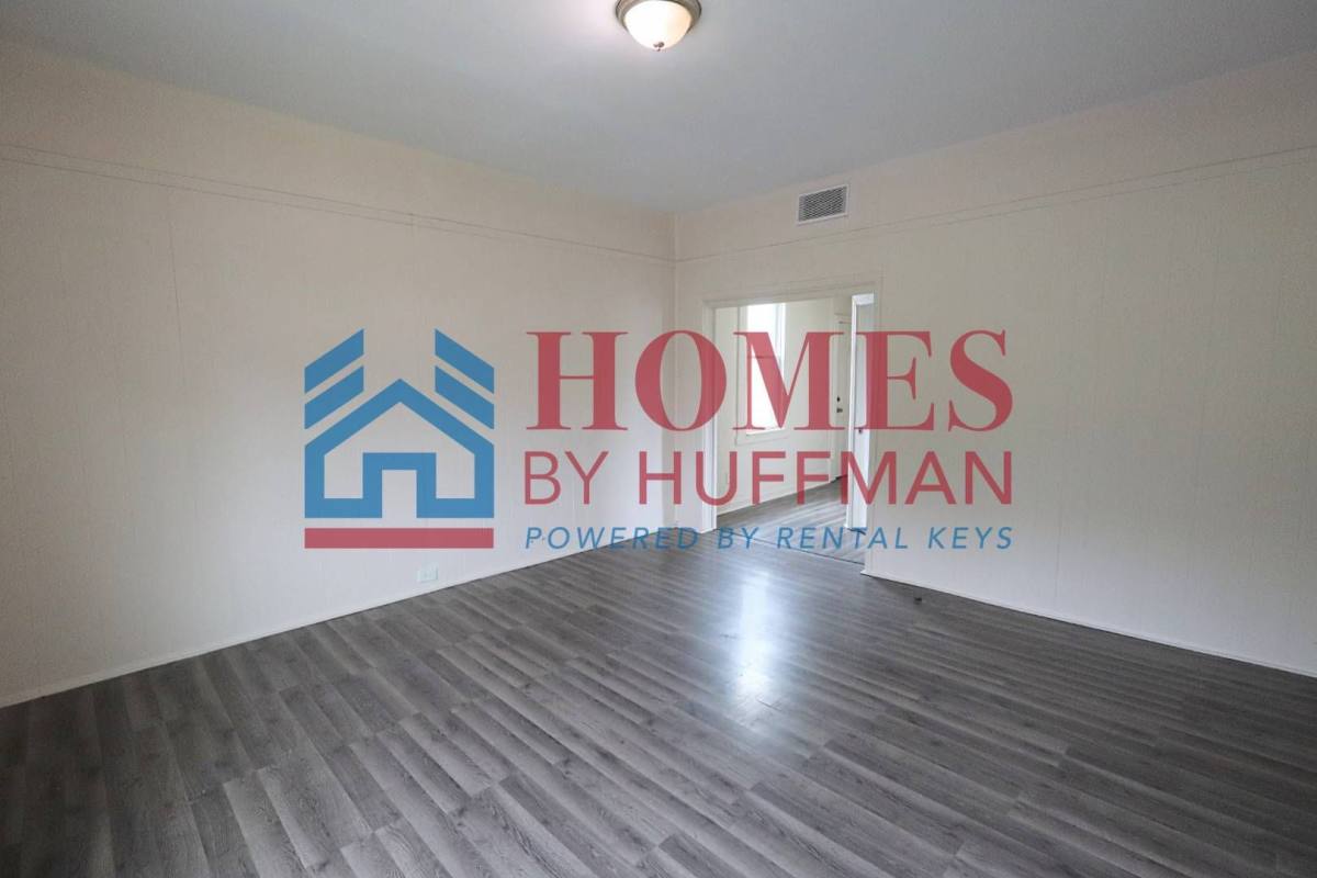 House for rent at 1013 N Garvin St, Evansville, IN 47711