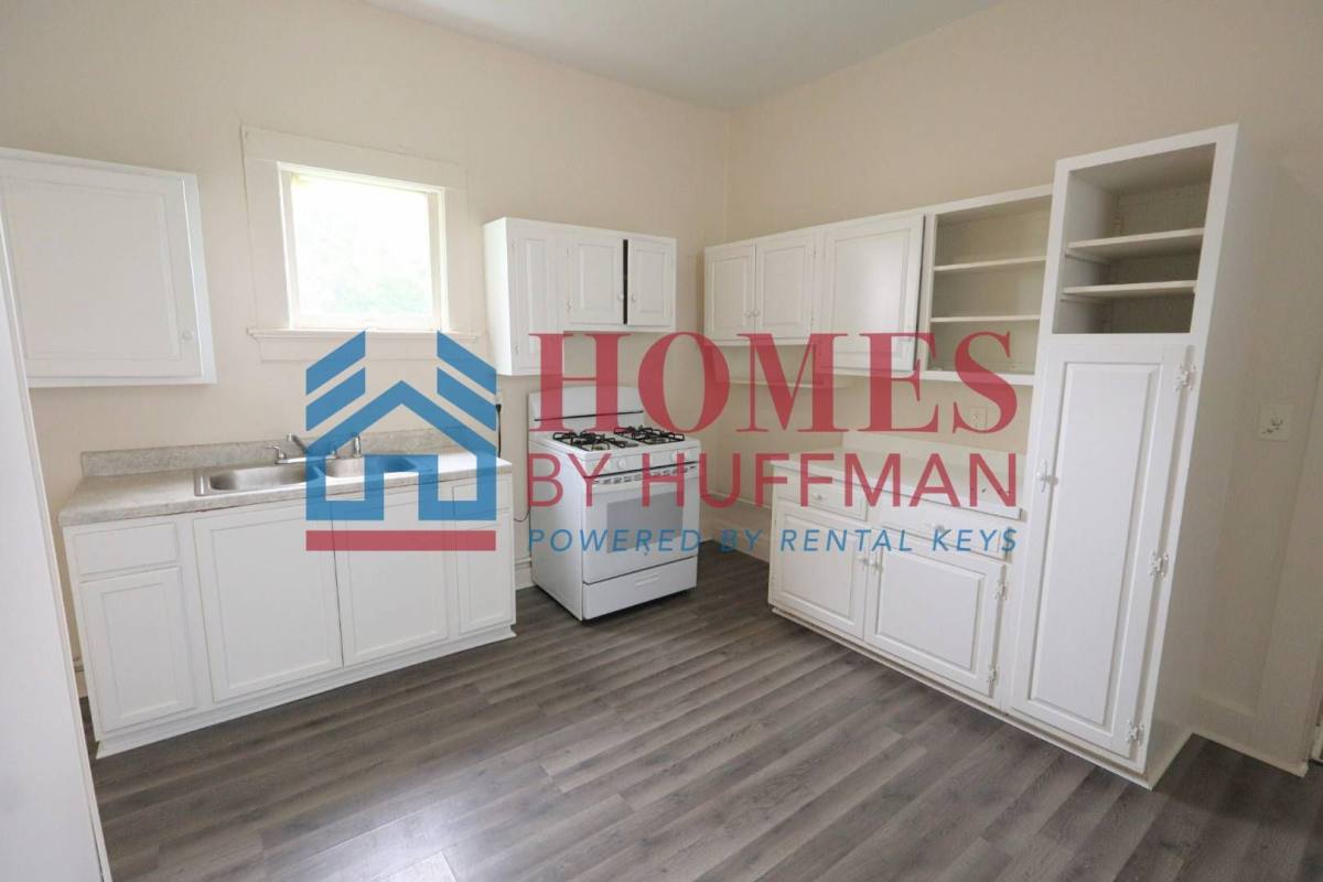 House for rent at 1013 N Garvin St, Evansville, IN 47711