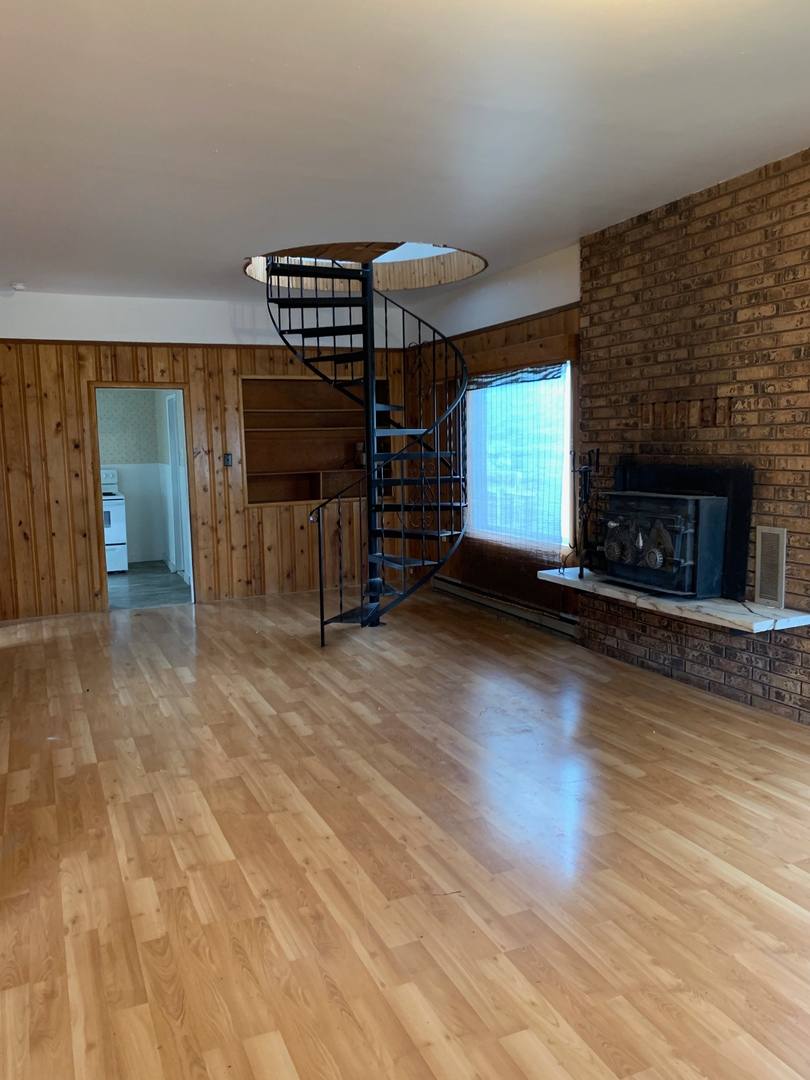 Apartment for rent at 306 W 9th Ave, Ellensburg, WA 98926