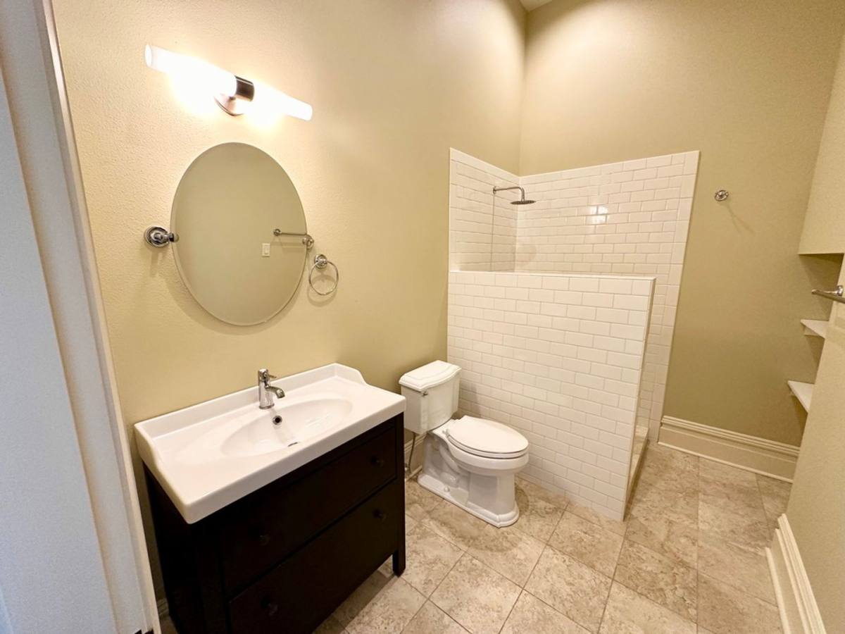 Apartment for rent at 307 N Pearl St, Ellensburg, WA 98926