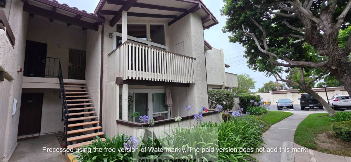 Townhouse for rent at 21372 Brookhurst St, Huntington Beach, CA 92646
