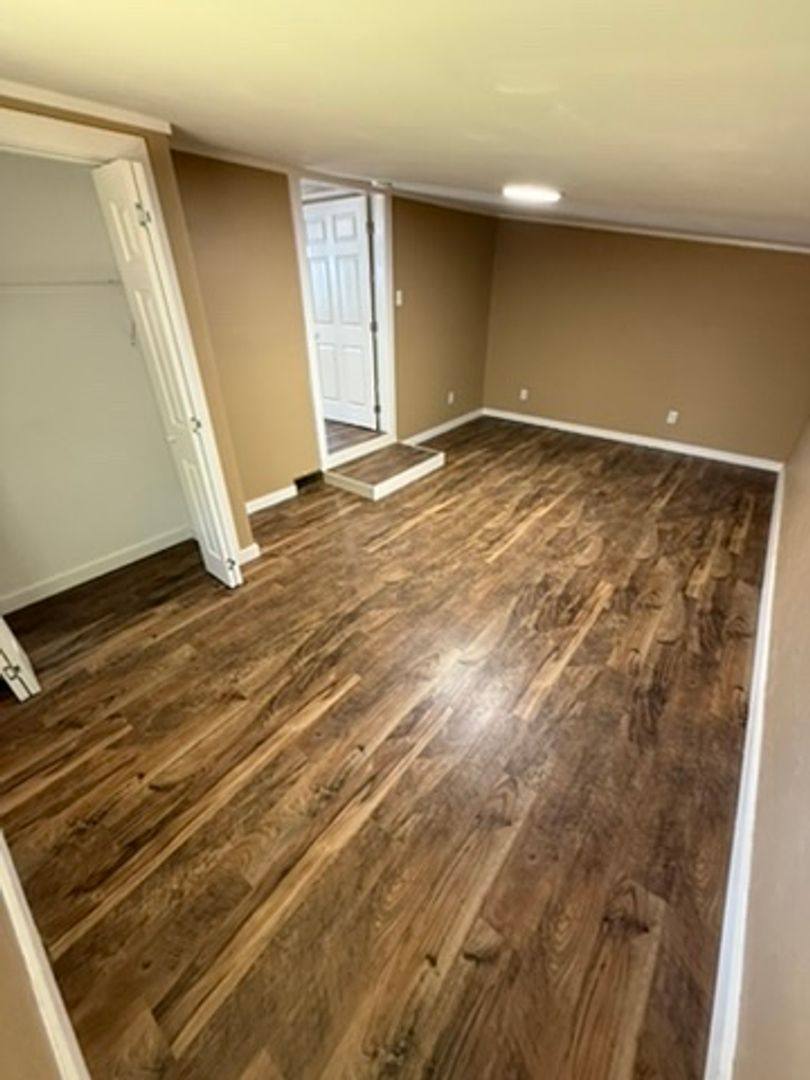 House for rent at 1904 Rayburn Ave, Guntersville, AL 35976
