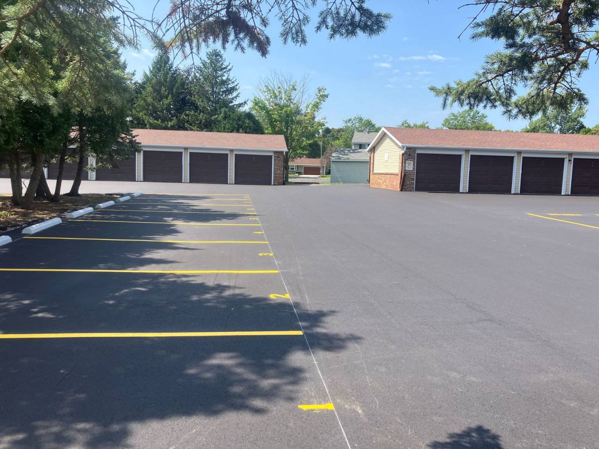 Apartment for rent at 410 S River Rd, West Bend, WI 53095