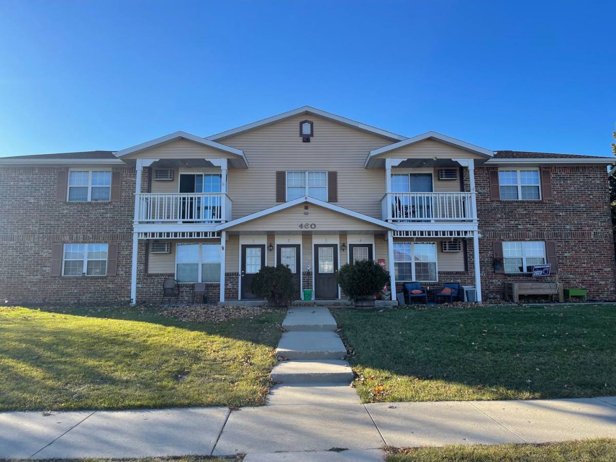 Apartment for rent at 410 S River Rd, West Bend, WI 53095