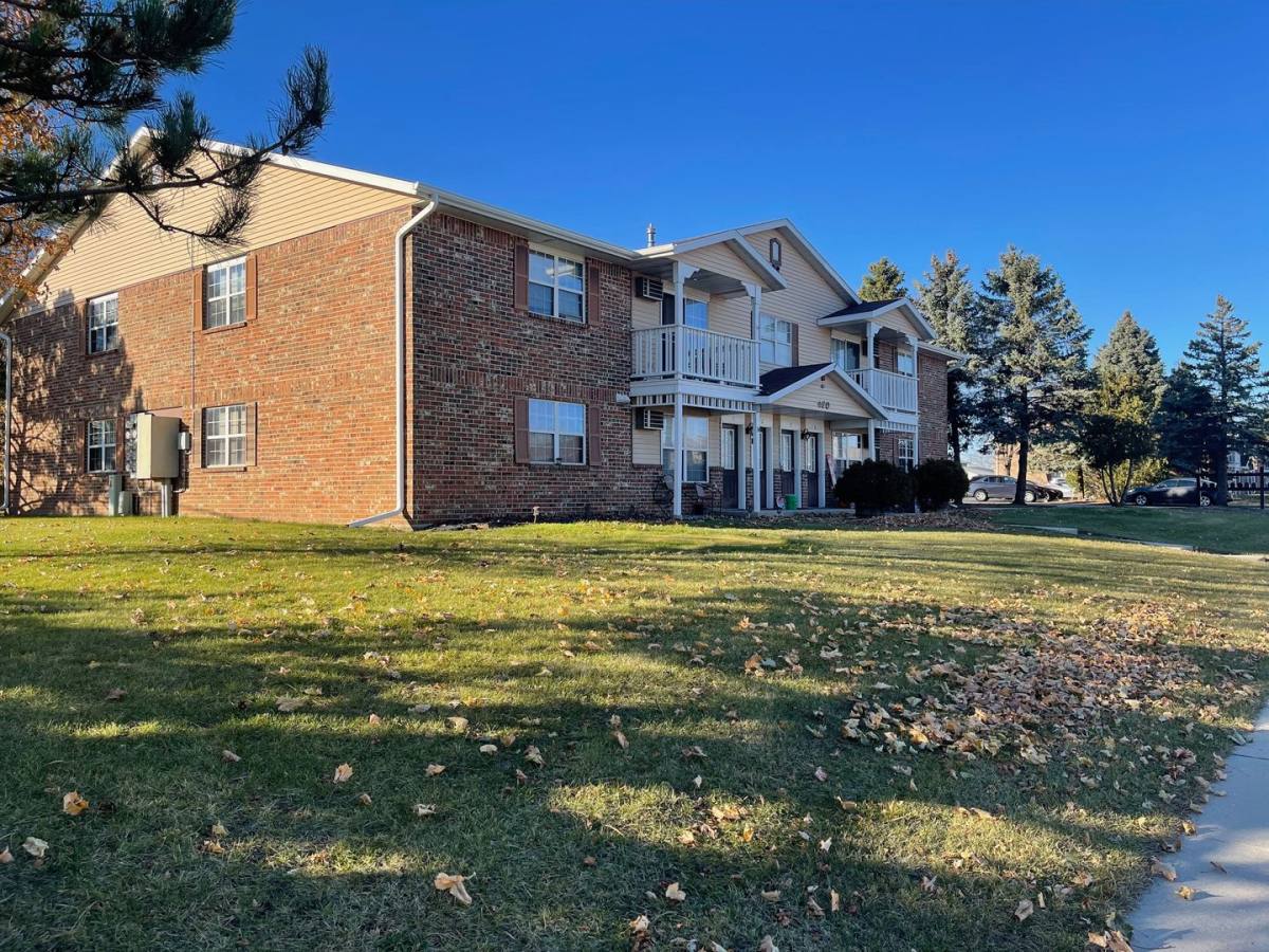 Apartment for rent at 410 S River Rd, West Bend, WI 53095