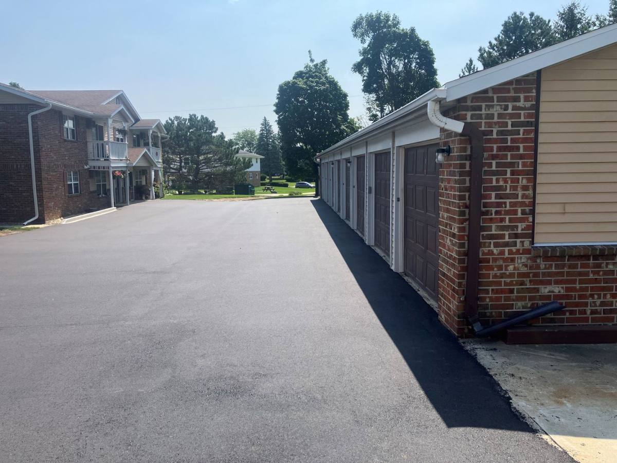 Apartment for rent at 410 S River Rd, West Bend, WI 53095