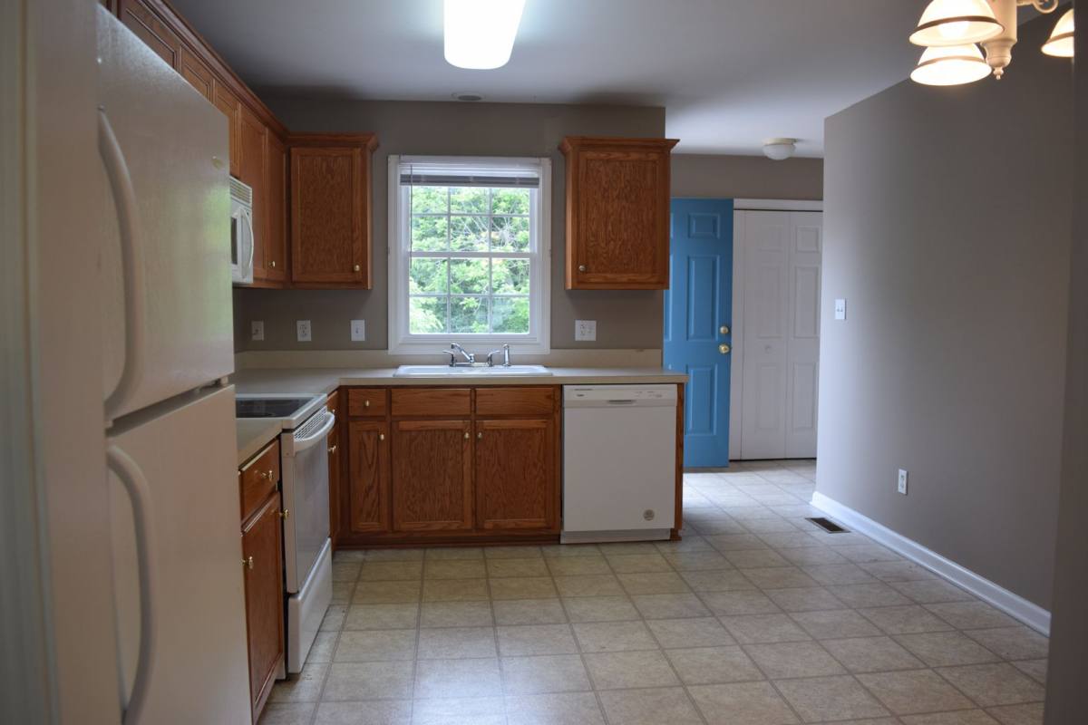 Apartment for rent at 2820-A B 12th Ave SW, Hickory, NC 28602