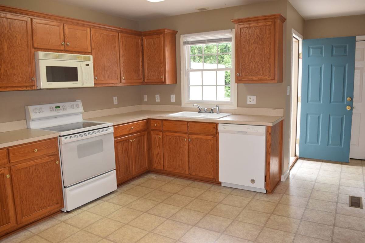 Apartment for rent at 2820-A B 12th Ave SW, Hickory, NC 28602