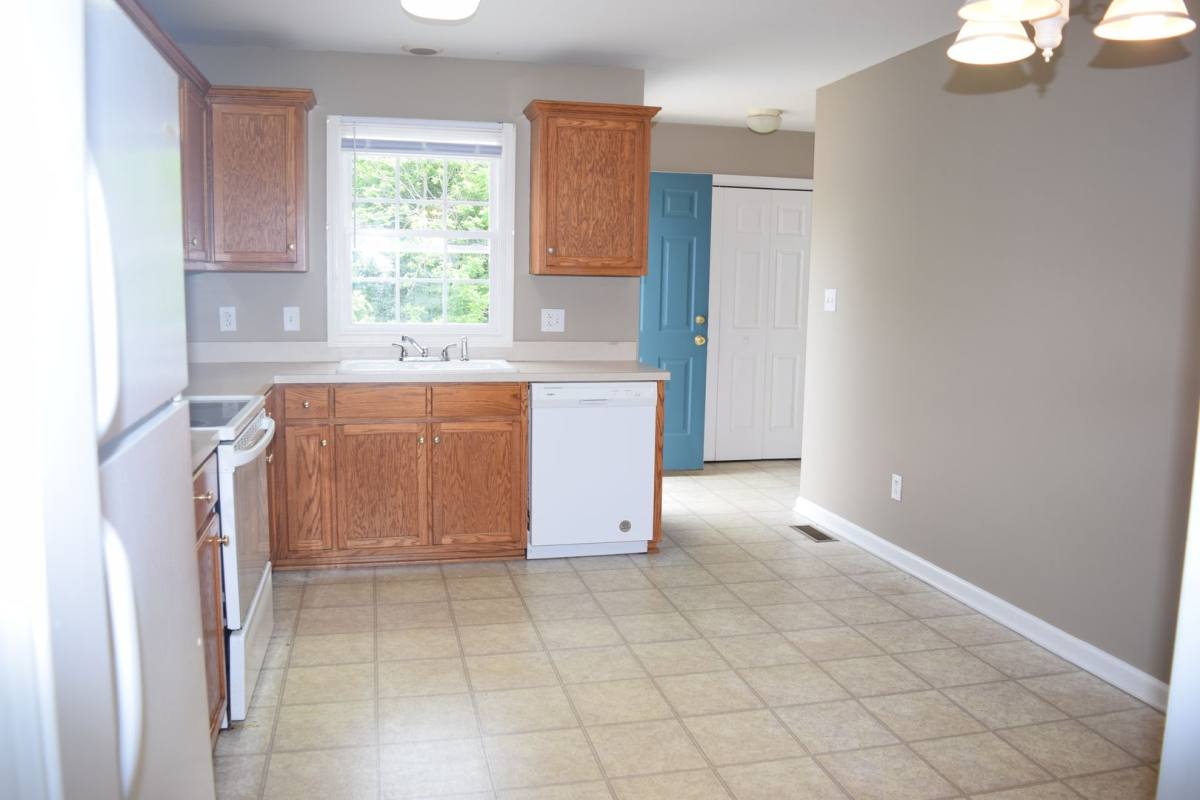 Apartment for rent at 2820-A B 12th Ave SW, Hickory, NC 28602
