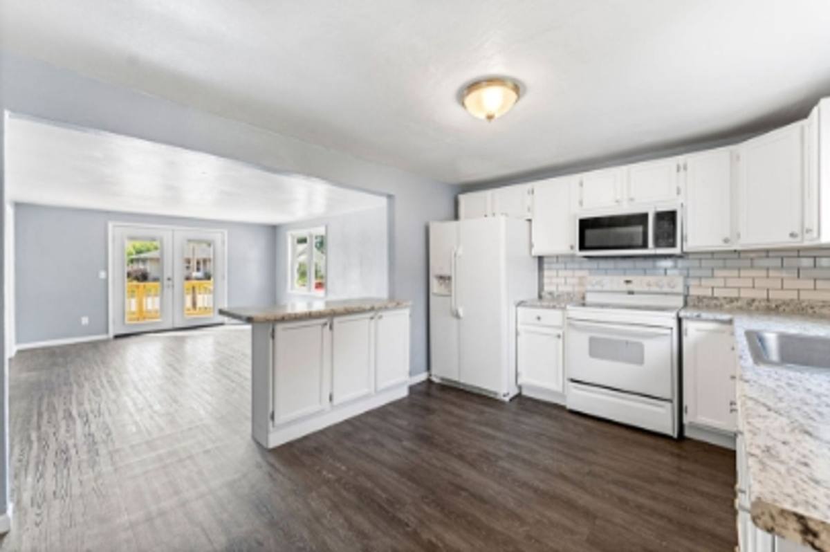 House for rent at 163 Plummer Ave, Neenah, WI 54956