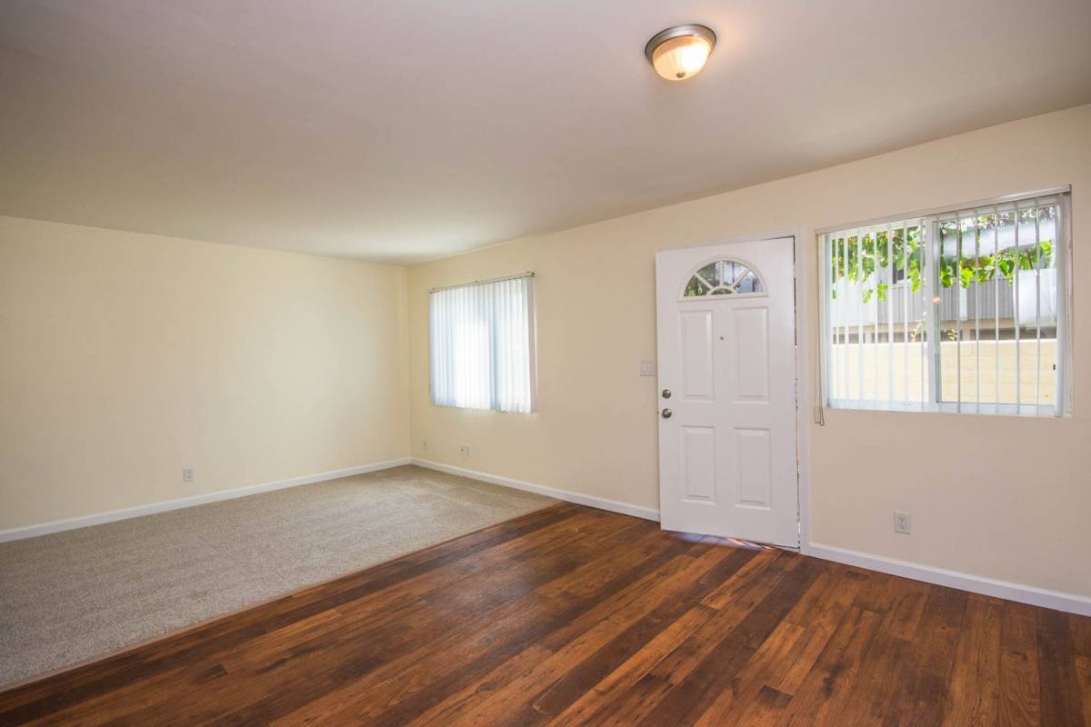 Townhouse for rent at 2541 Jefferson St, Carlsbad, CA 92008