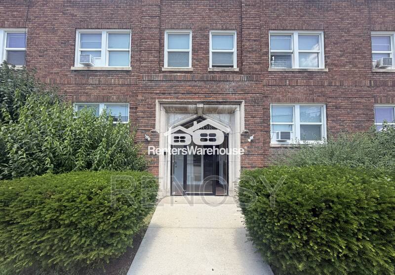 Apartment for rent at 3607 Ingersoll Ave, Des Moines, IA 50312