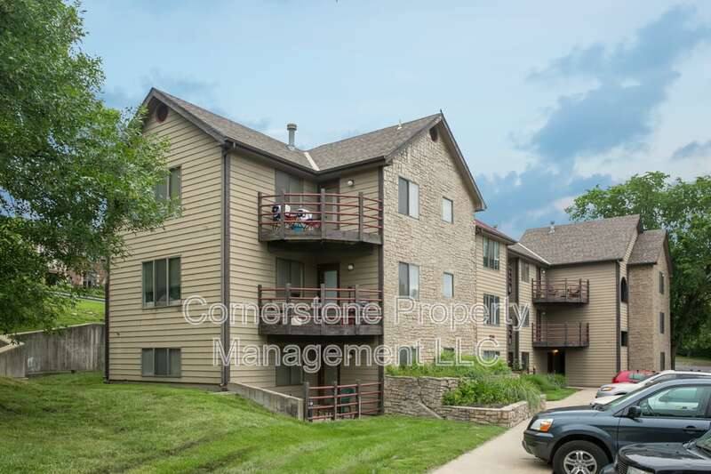 Apartment for rent at 1000 Emery Rd, Lawrence, KS 66044
