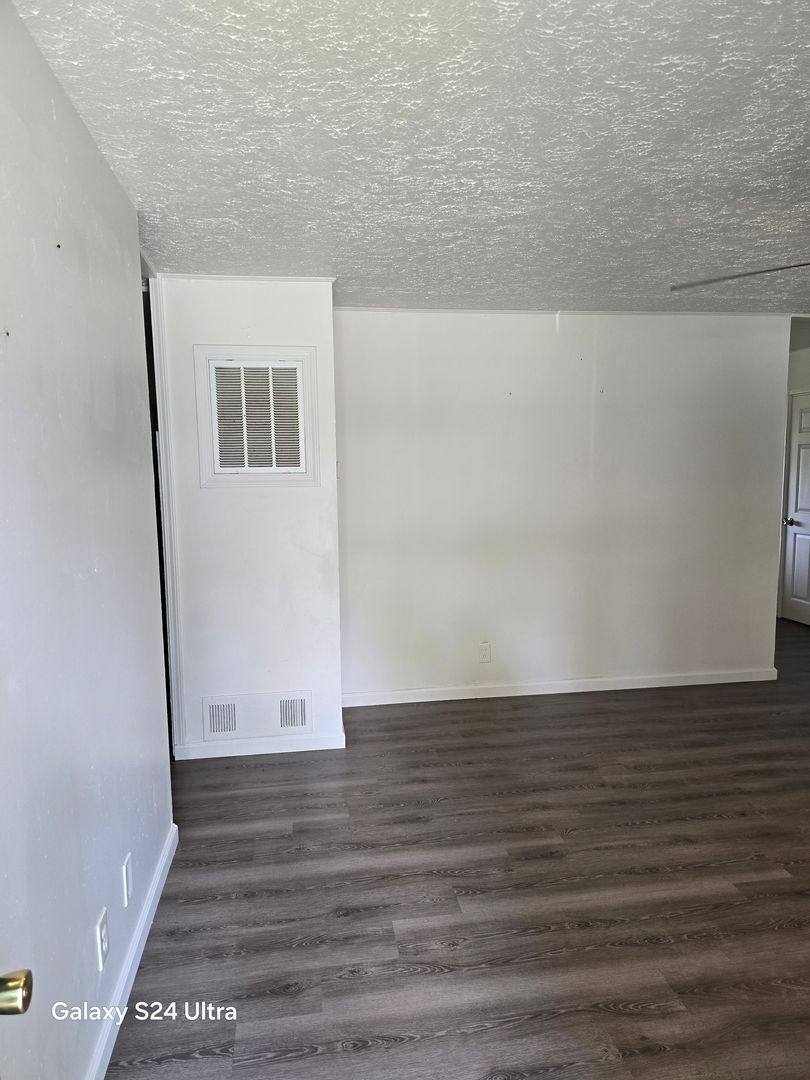 House for rent at 1143 St Rose Lane, East Saint Louis, IL 62206