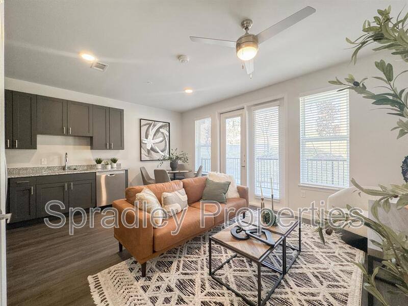 Apartment for rent at 710 Shine St, Belton, TX 76513