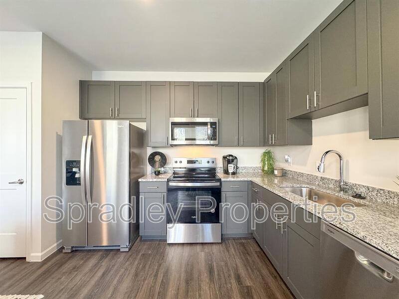Apartment for rent at 710 Shine St, Belton, TX 76513