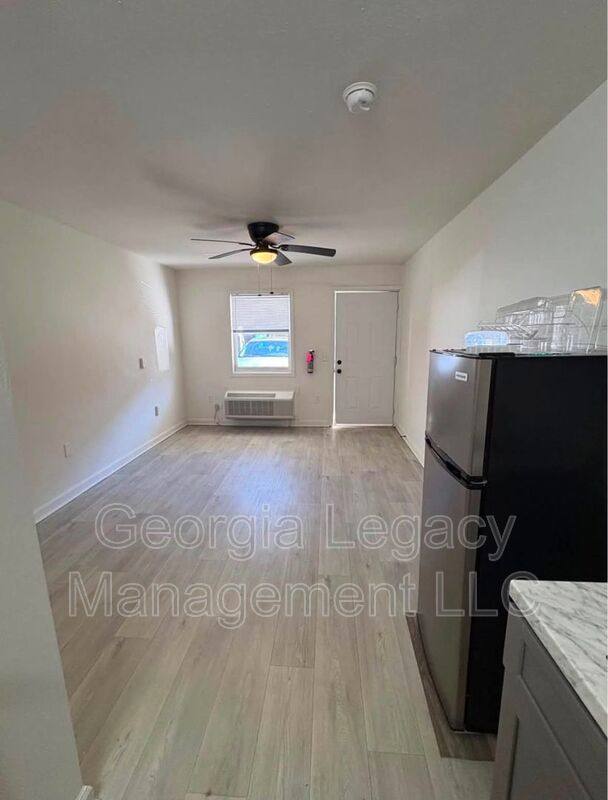 Apartment for rent at 3334 Dellwood Rd, Waynesville, NC 28786
