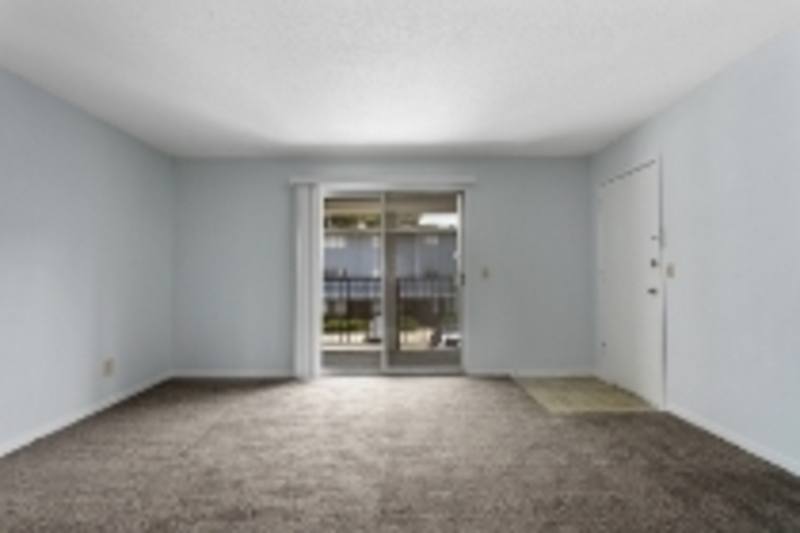 Apartment for rent at 8704 Wornall Rd, Kansas City, MO 64114