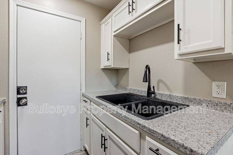 House for rent at 840 E Turney Ave, Phoenix, AZ 85014