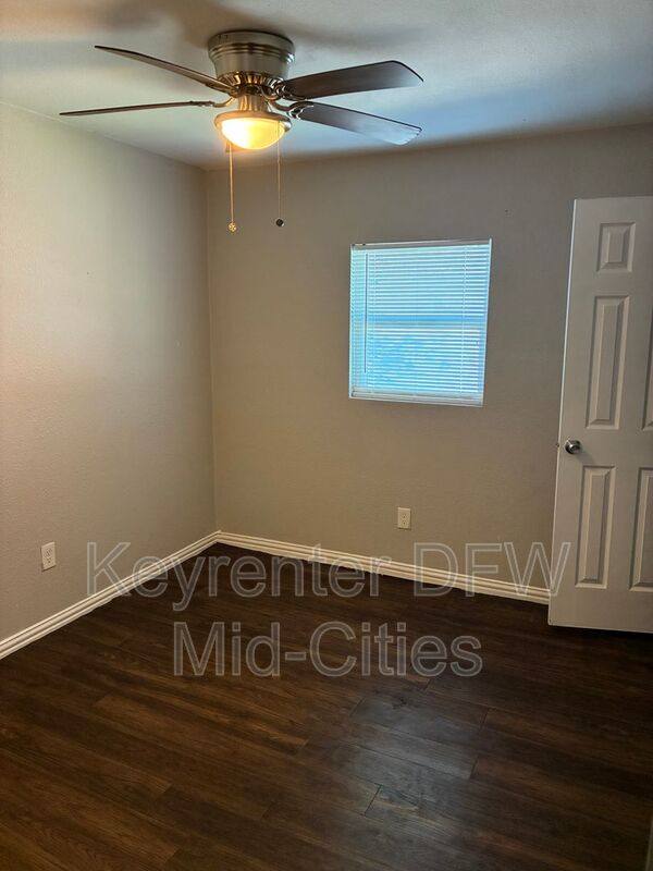 Apartment for rent at 2735 Purington Ave, Fort Worth, TX 76103