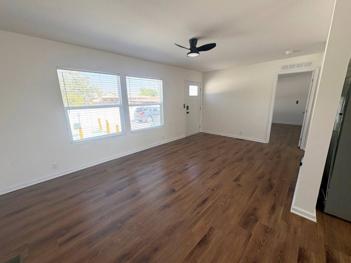 Apartment for rent at 15356 Merrill Ave, Fontana, CA 92335
