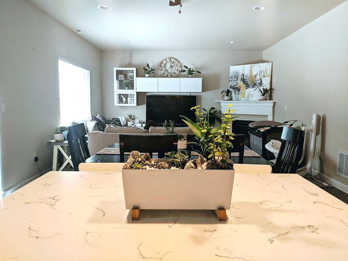 House for rent at 6977 Rocklin Ave, Bremerton, WA 98311