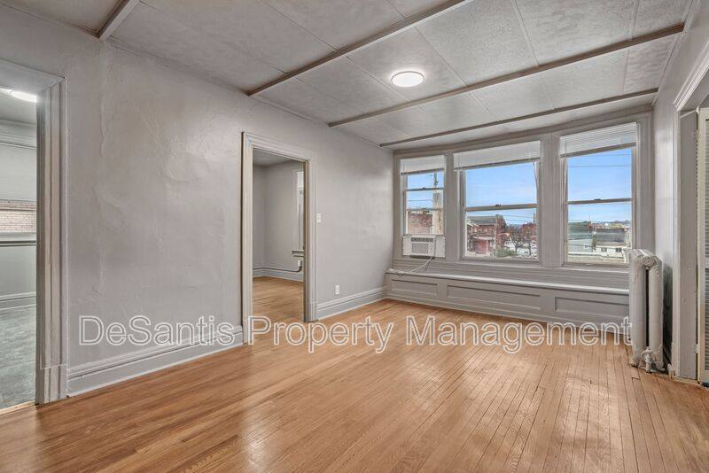 Apartment for rent at 512 S Millvale Ave, Pittsburgh, PA 15224