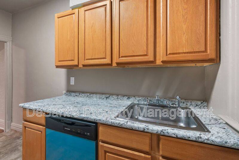 Apartment for rent at 512 S Millvale Ave, Pittsburgh, PA 15224