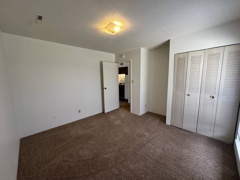 Apartment for rent at 1460 Meadowview Dr #5, Marion, IA 52302