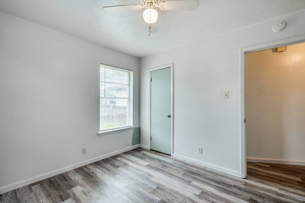 House for rent at 808 E 5th St, Irving, TX 75060