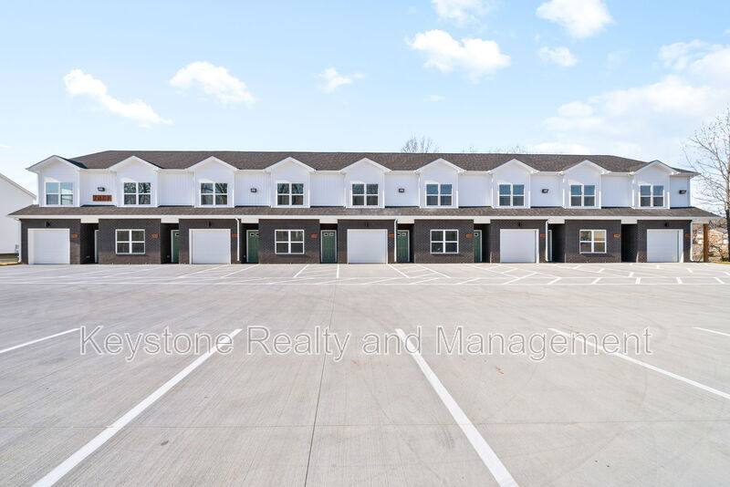 Townhouse for rent at 760 Tracy Lane, Clarksville, TN 37040