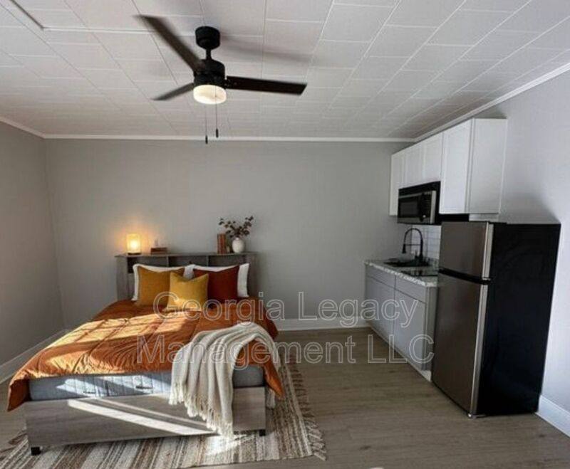 Apartment for rent at 3108 Georgia Rd, Franklin, NC 28734