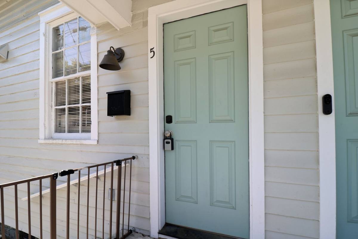 Apartment for rent at 5 Pearl St, Savannah, GA 31405