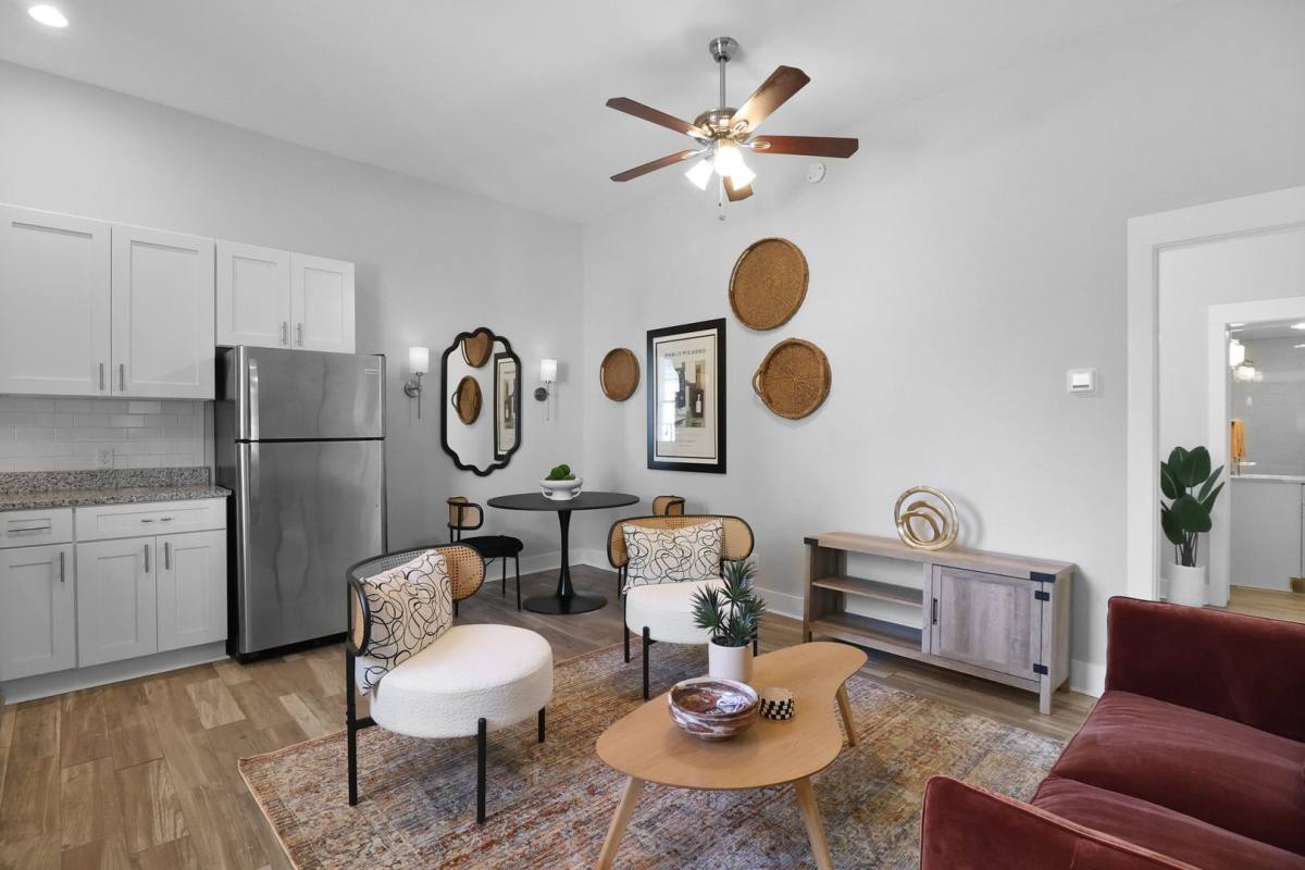 Apartment for rent at 5 Pearl St, Savannah, GA 31405
