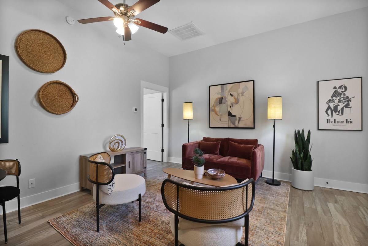 Apartment for rent at 5 Pearl St, Savannah, GA 31405