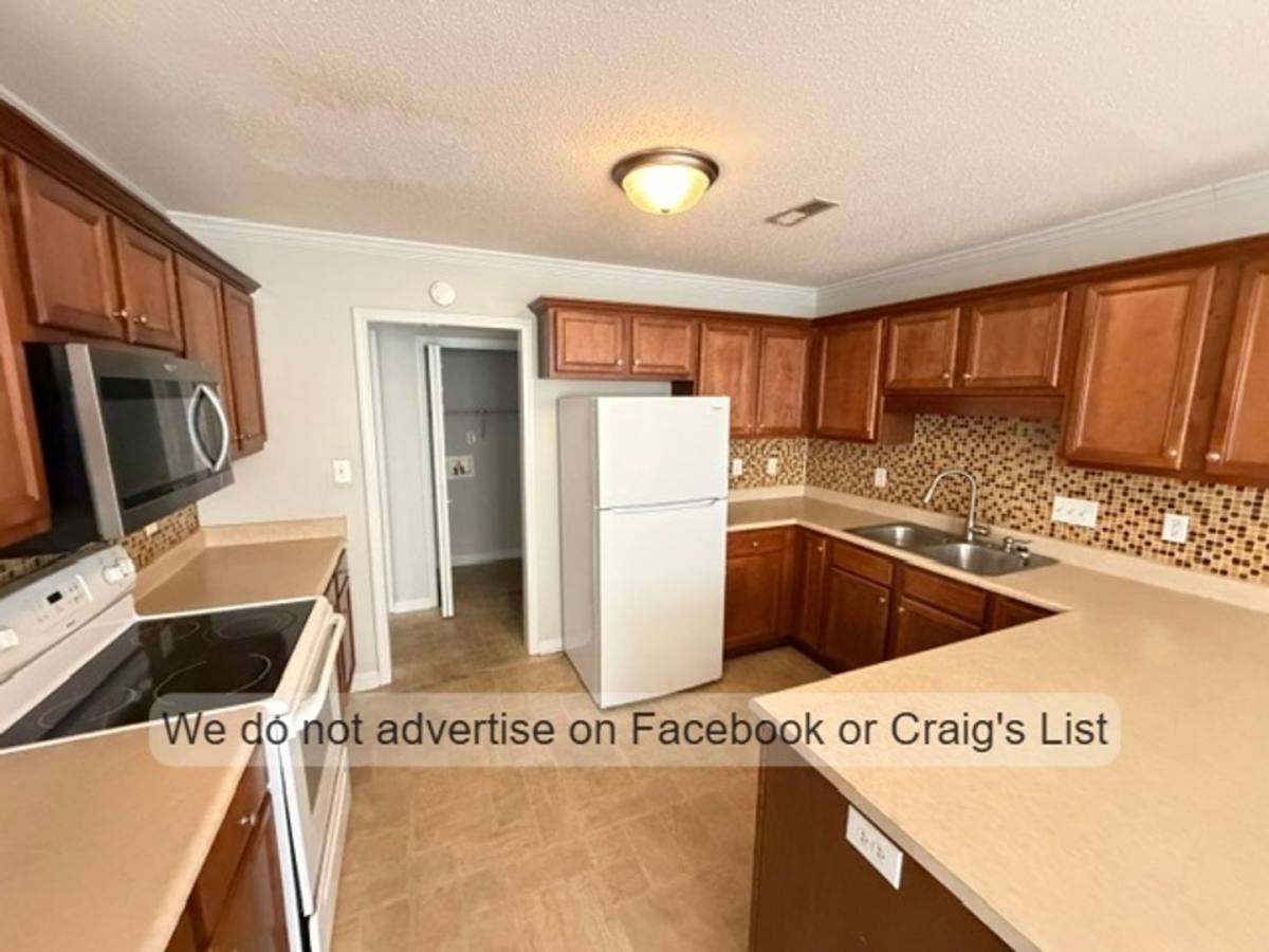 House for rent at 1434 Mingary Ave, Fayetteville, NC 28306