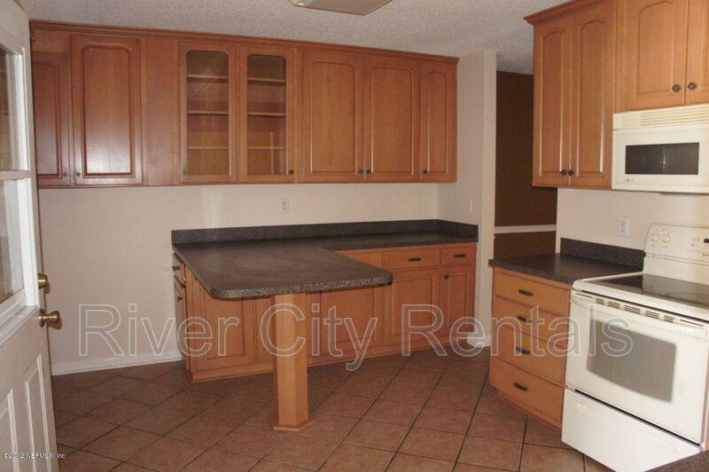 House for rent at 849 Candleknoll Lane, Jacksonville, FL 32225